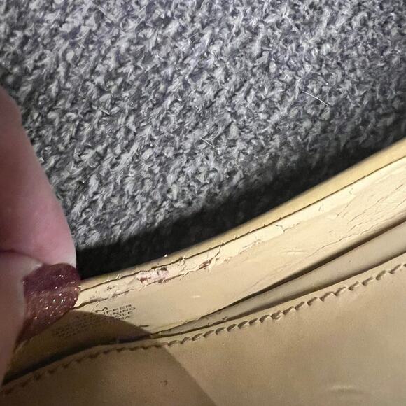 Gianni Bini Patent Leather Pumps 10M Classic Tan Heel Business Shoes Round Toe - Picture 10 of 11